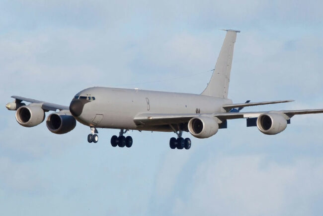 Boeing 707 airplane